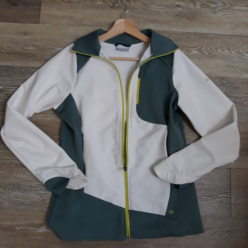 Women's Columbia Light Jacket Med